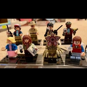 Stranger Things Figures 8x toys